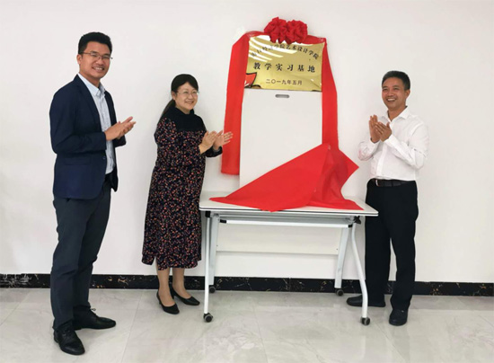 欧美性XXXXX极品娇小