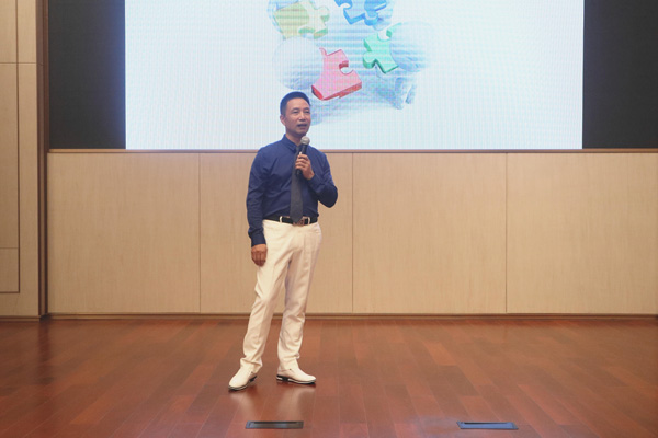 欧美性XXXXX极品娇小