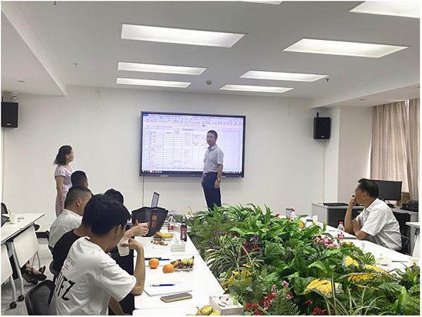 欧美性XXXXX极品娇小