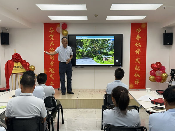 欧美性XXXXX极品娇小