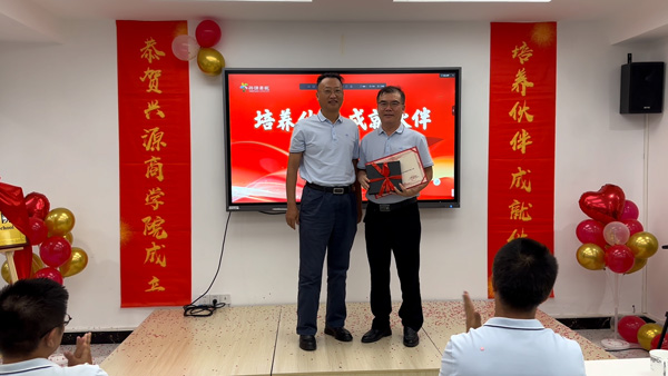 欧美性XXXXX极品娇小